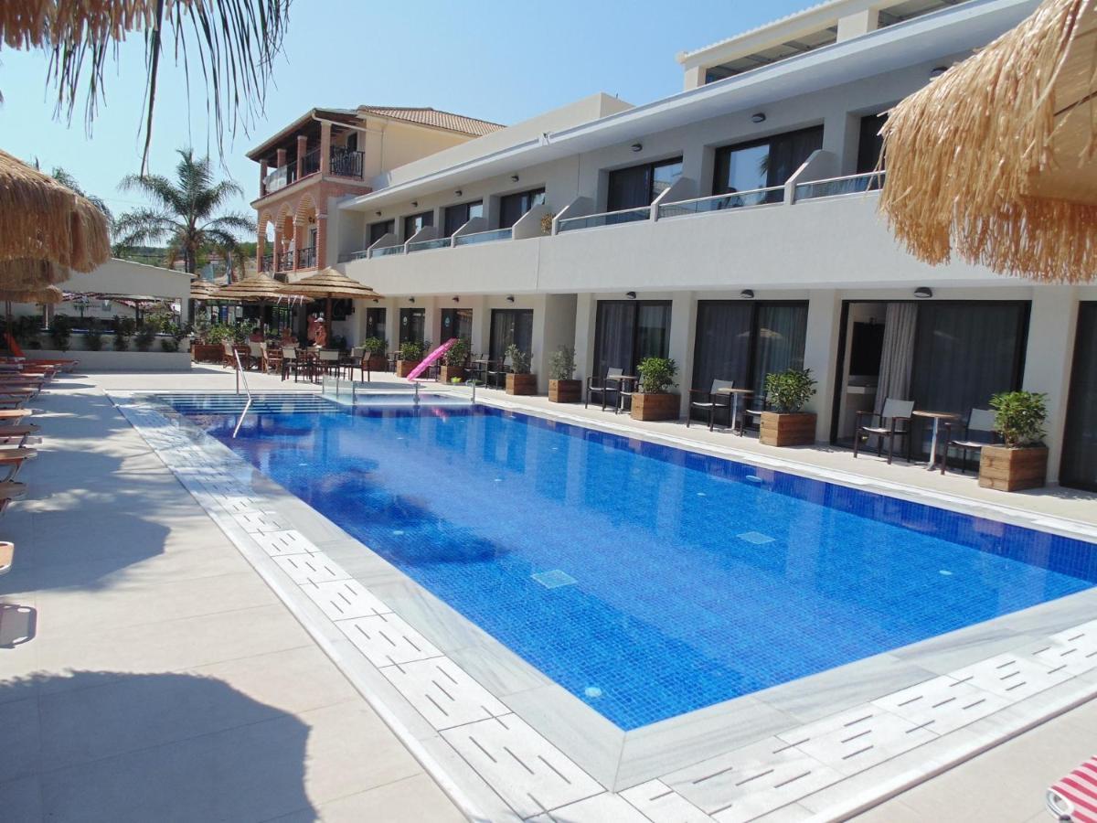 Paradise Bar Apartments พลานอส ภายนอก รูปภาพ
