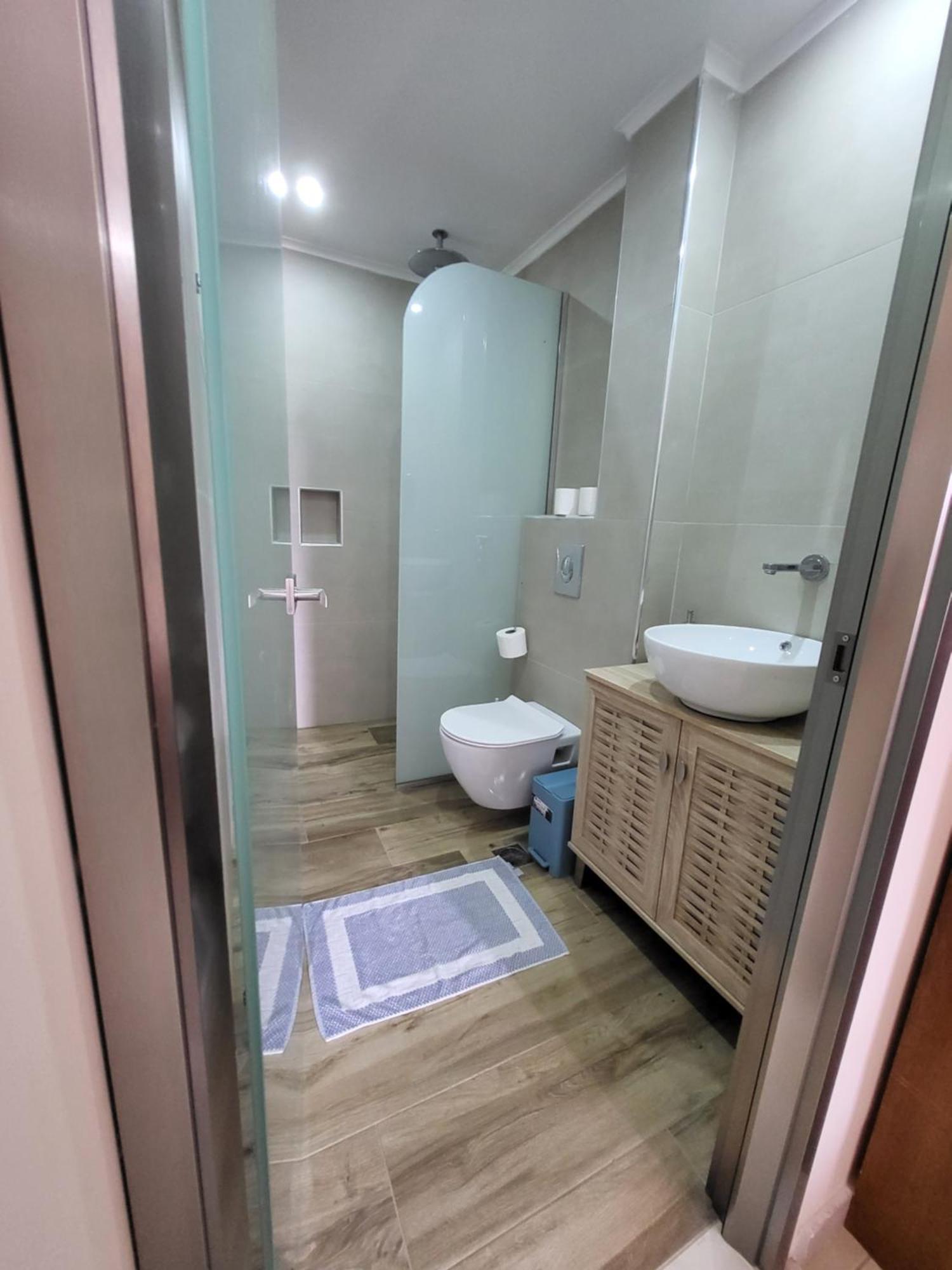 Paradise Bar Apartments พลานอส ภายนอก รูปภาพ
