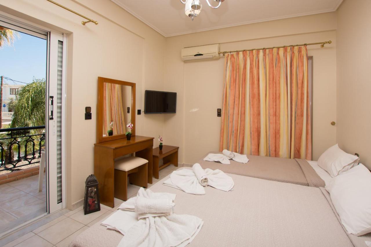Paradise Bar Apartments พลานอส ภายนอก รูปภาพ